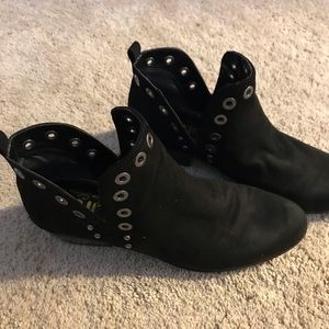 cutest booties ever!!